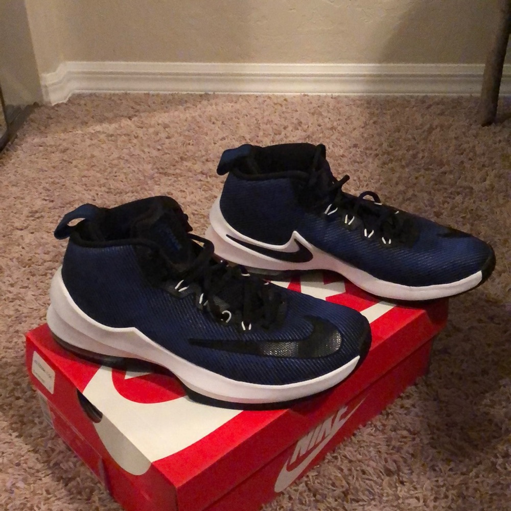 Nike Men’s Basketball Shoes